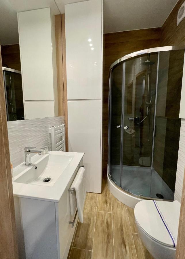 Apartamenty Sokola Blisko Szpital Im M Kopernika, Orientarium Zoo, Atlas Arena, Ec1, Mandoria Łódź Buitenkant foto